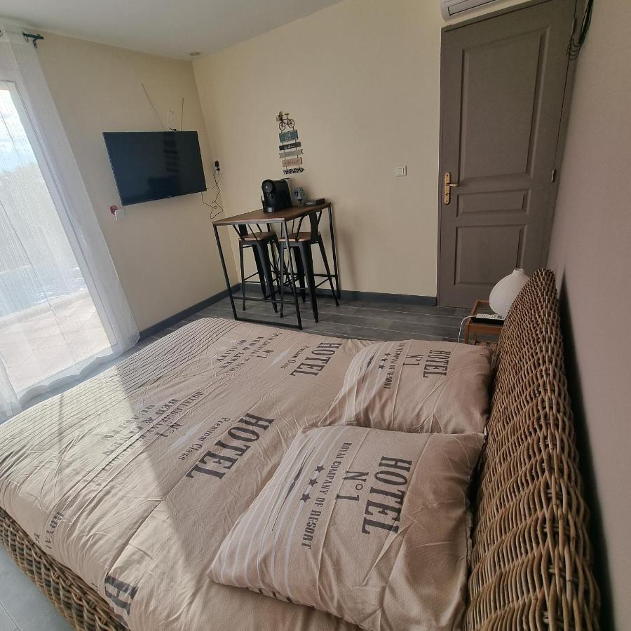 Chambre Avec Piscine Partagee Marcorignan Εξωτερικό φωτογραφία